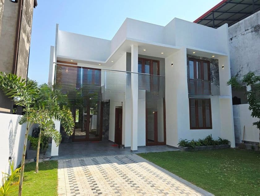 Newly Built Luxury Two Storey House for Sale in Athurugiriya