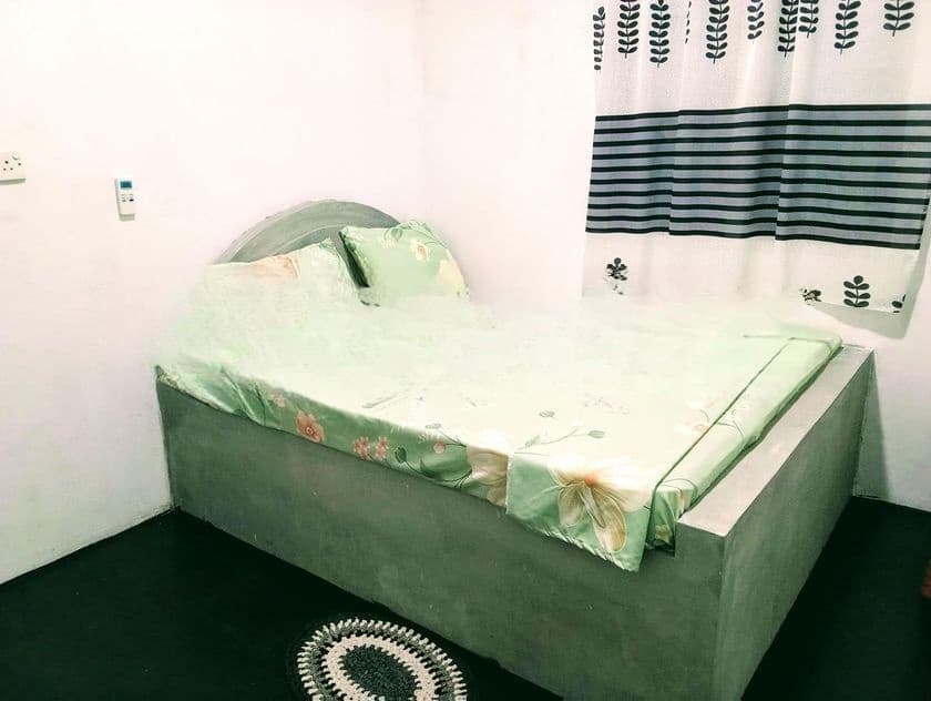 Villa for Short Term Rental in Ja Ela