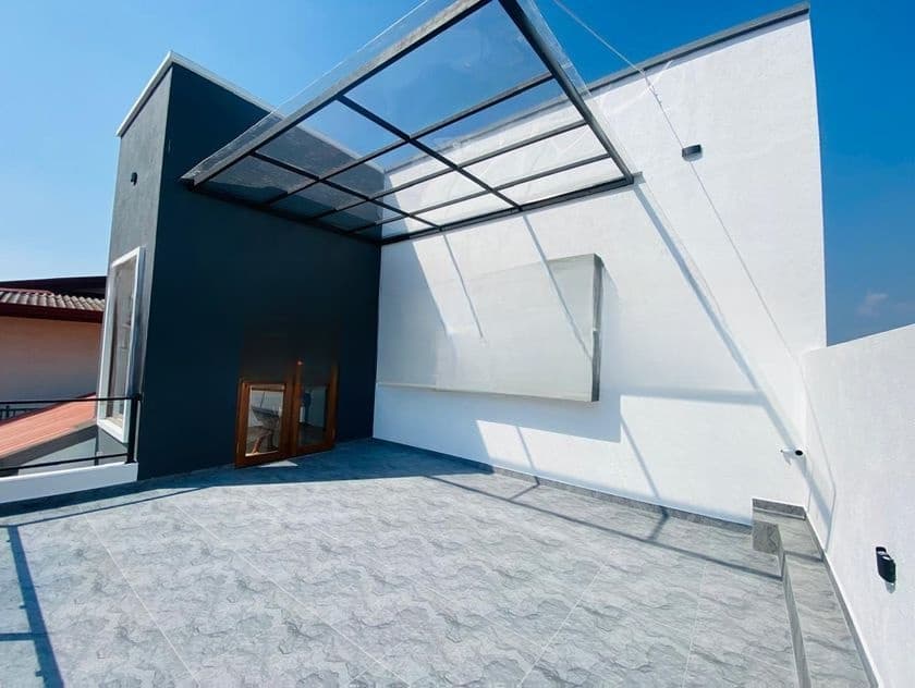 HAS217 - Modern Luxury House for Sale in Piliyandala