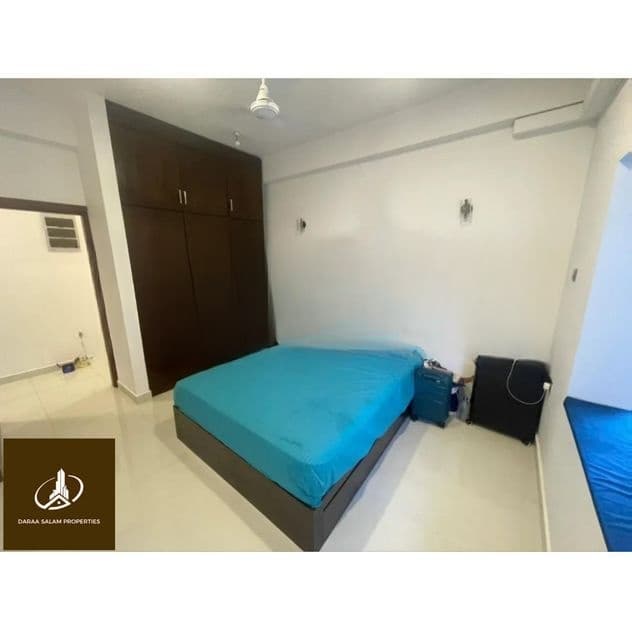 තනි ගෙදර Mount Lavinia Junction