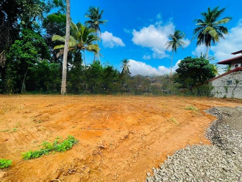 Perfect Residential Land in Yakkala