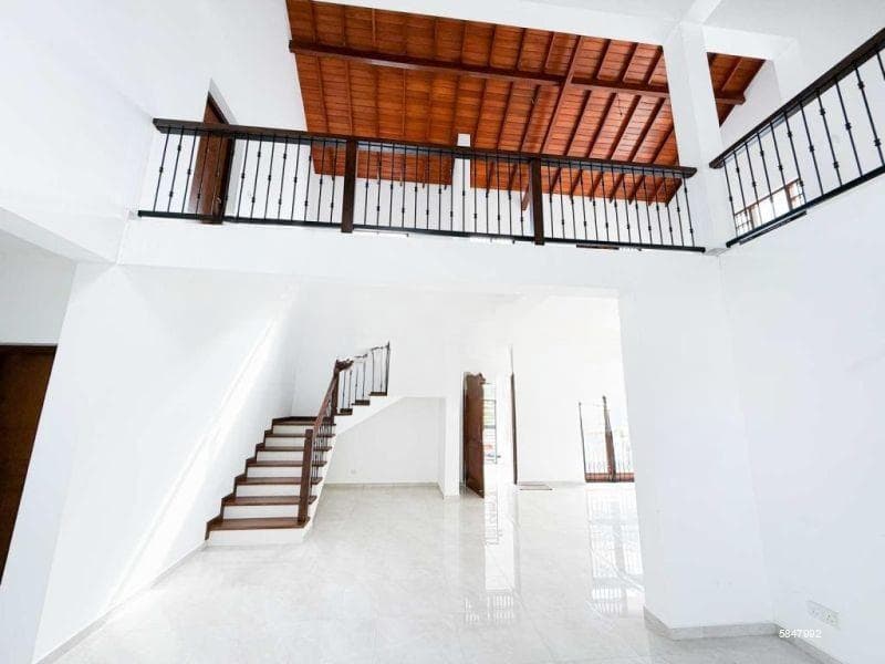 House for Sale in Boralesgamuwa