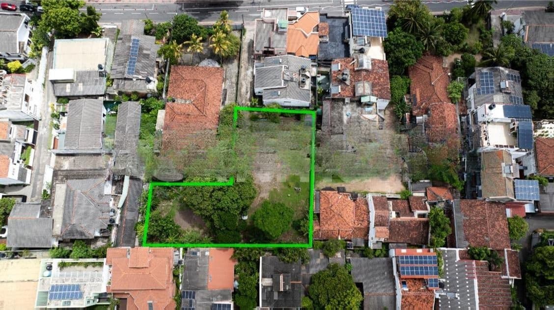Prime Land for Sale in Colombo 5 - Vajira Road, Opposite Visakha