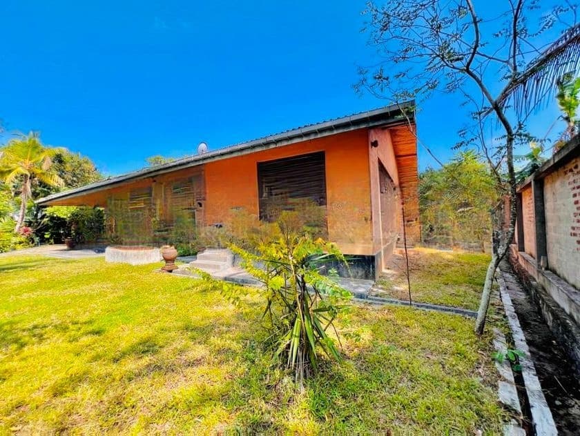 60 Perches Land With Bungalow For Sale In Negombo Katuwapitiya