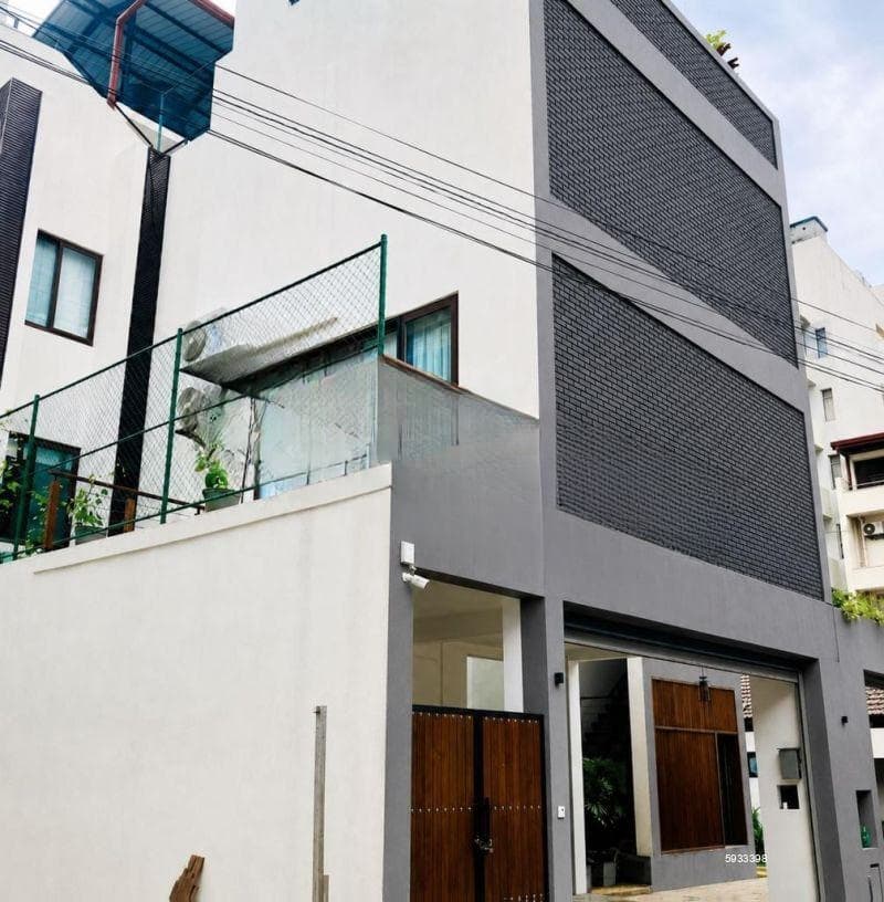 Building for Rent in Colombo 4