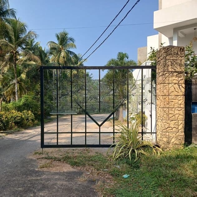 Land in a Prime Location Athgurugiriya- Gated Community Prime-Lands