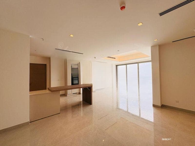 Brand New Apartment for Sale in 606 The Address