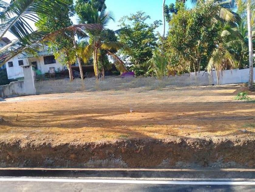 Land Plots For Sale In Meepawala