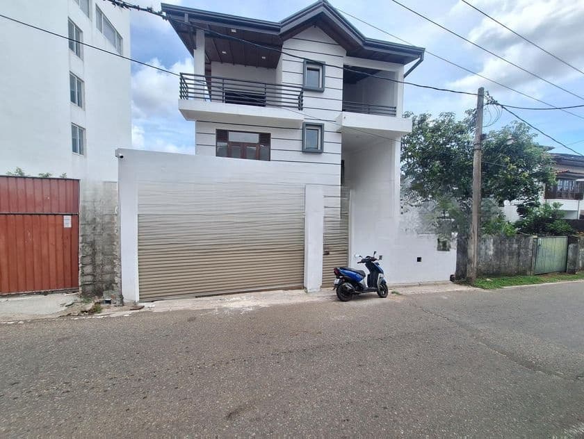 Prime Location Luxury House for Sale Nugegoda