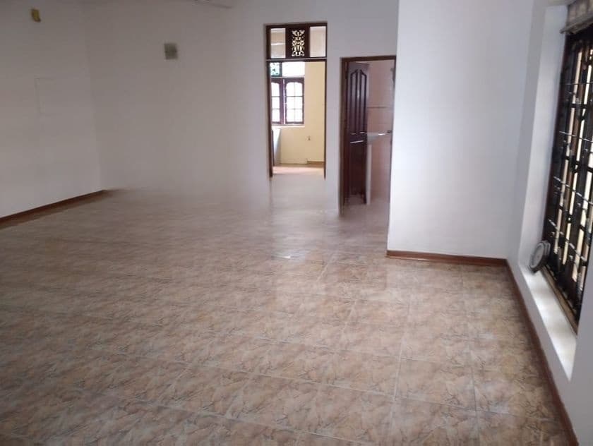 Commercial House upstairs Rent Colombo 03