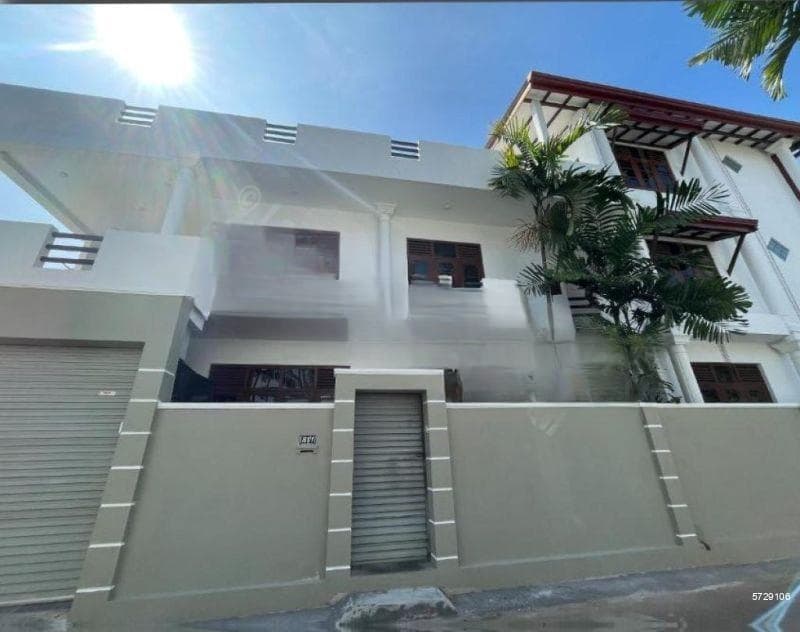 Luxury Two Storey House for Rent in Nawala for Rs.175,000
