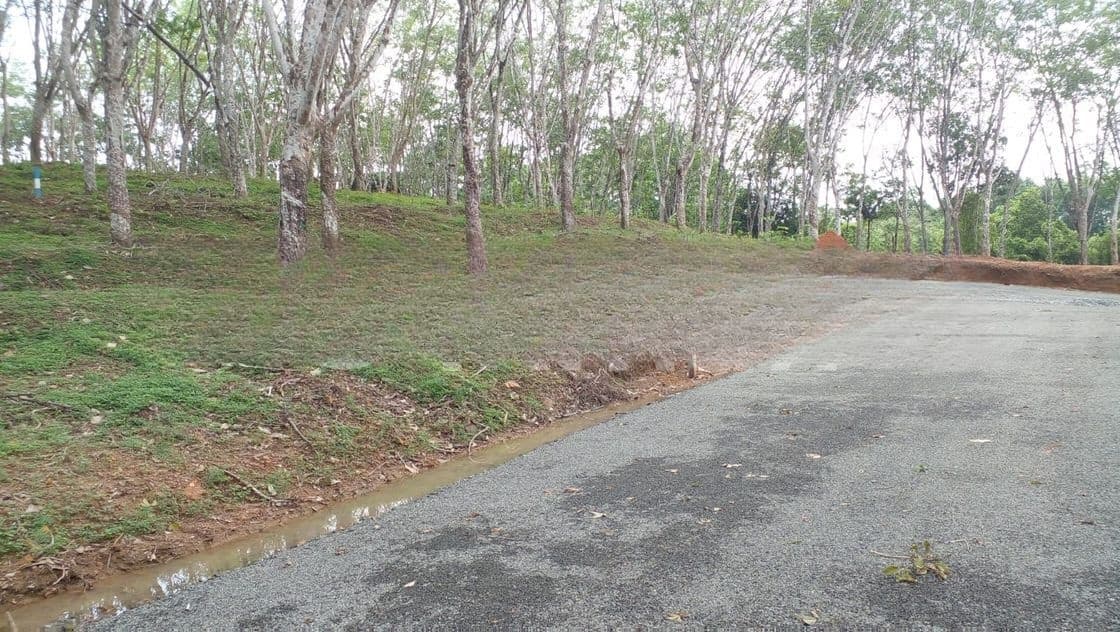 අහංගමින් බිම් කොටස් විකිණීමට