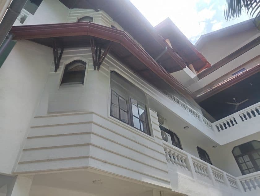 FULLY FURNISHED BUILDING COMPLEX FOR RENT COLOMBO 3 CH2608