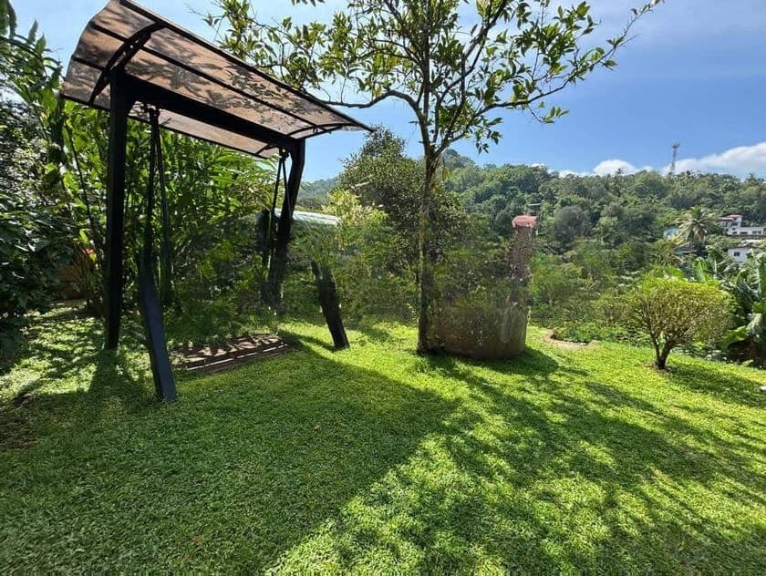 Colonial House For Sale in Gurudeniya - Kandy