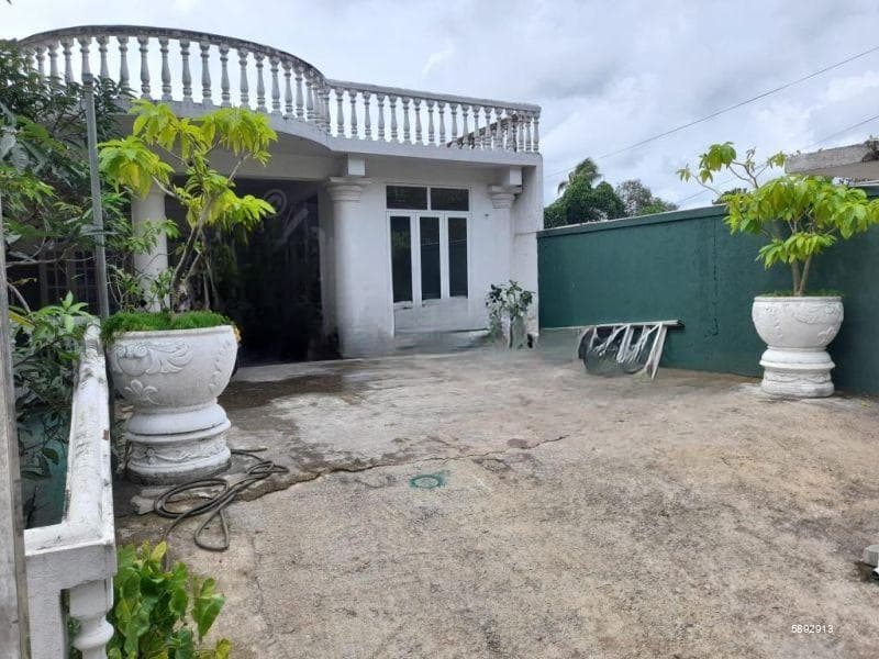 Ref(P-JOH-843)🌿 Spacious 2-Storey House with Large Land for Sale – Battaramulla