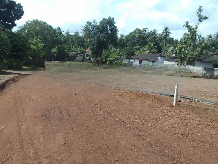 Gampaha Udugampola Land for Sale