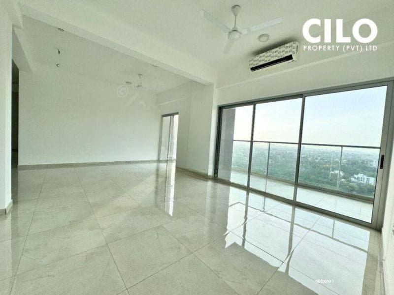 Iconic Galaxy 3 bedrooms largest Unfurnished apartment at Rajagiriya - Sale
