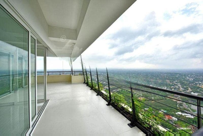 Clearpoint Residencies 03 Bedroom Higher Floor Apartment for sale in Rajagiriya
