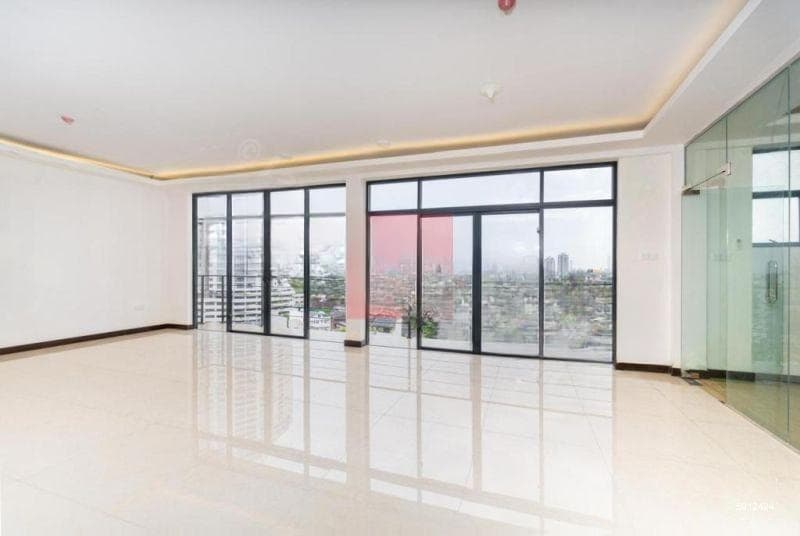 A Rare Penthouse Opportunity in the Heart of Rajagiriya