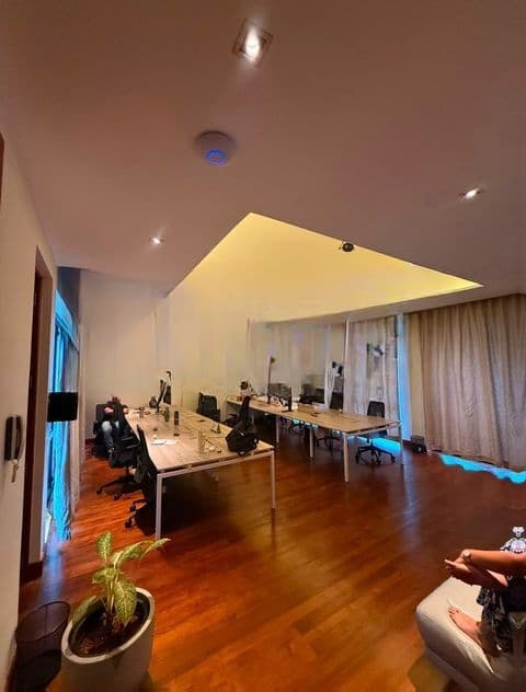 COMMERCIAL BUILDING FOR RENT COLOMBO 3 NI2659