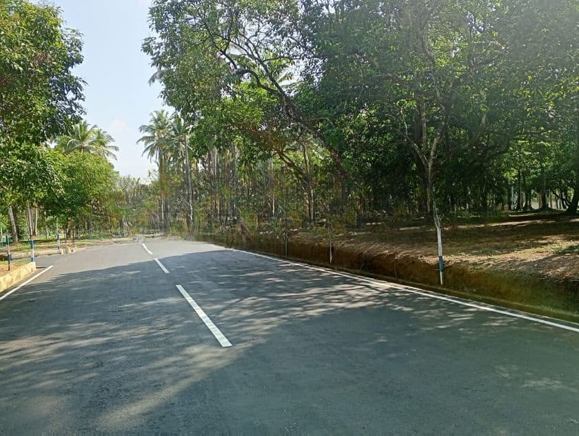 Land In Yakkala Town