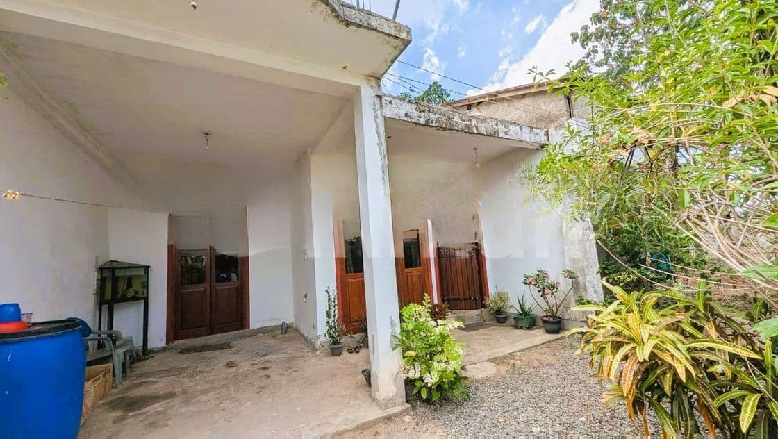 ගම්පහ ඔරැතොට පාරෙන් දෙමහල් නිවසක් විකිණීමට SA 11770