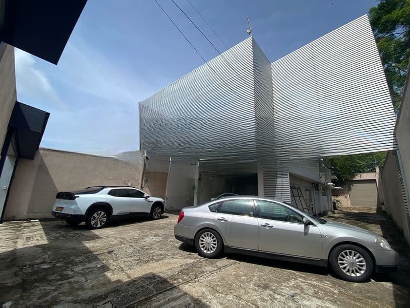 10BR Commercial Property in 27th Lane Colombo 3 FOR SALE