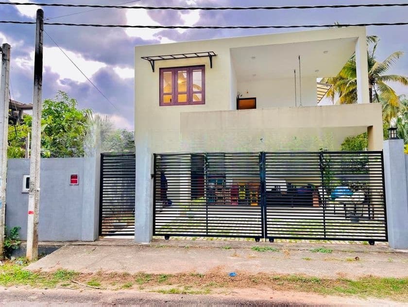 House for Sale In katana Town