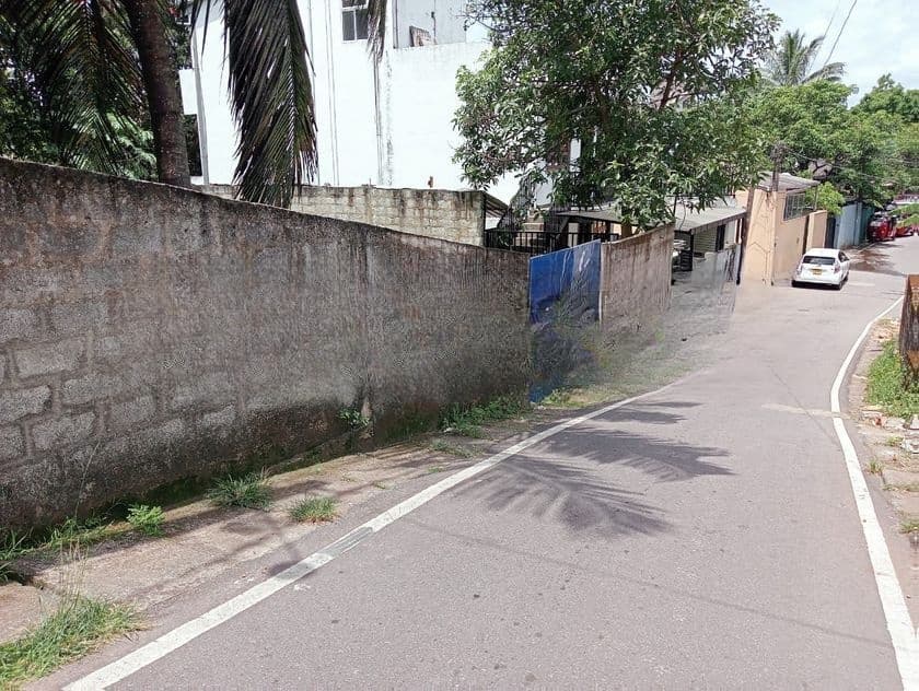 Nugegoda 7.6 Perches Land for Sale ,