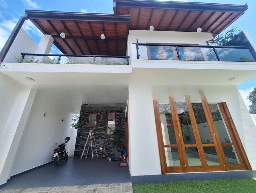 Luxury New House For Sale in Hokandara