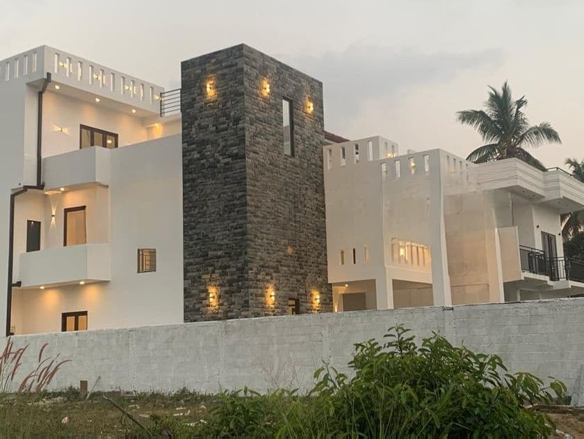 වැඩ අවසාන වී ඉගෙනගෙන අලුත් Box Modern නිවස විකිණිමට මීගමුව
