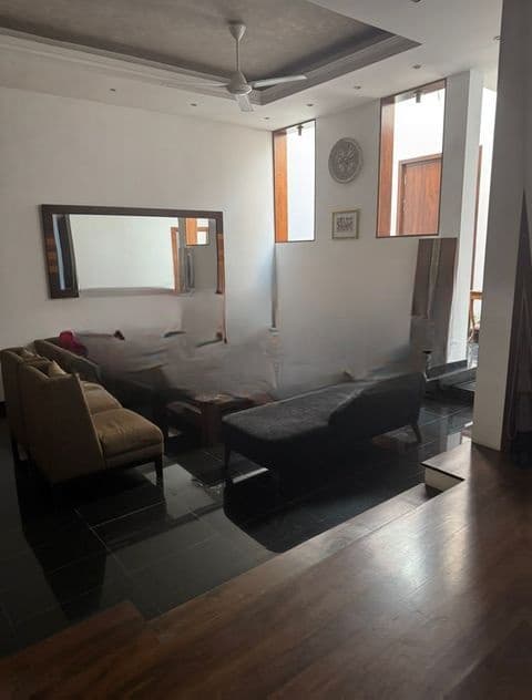 SUPER LUXURY FURNISHED HOUSE FOR RENT COLOMBO 3 RI2657