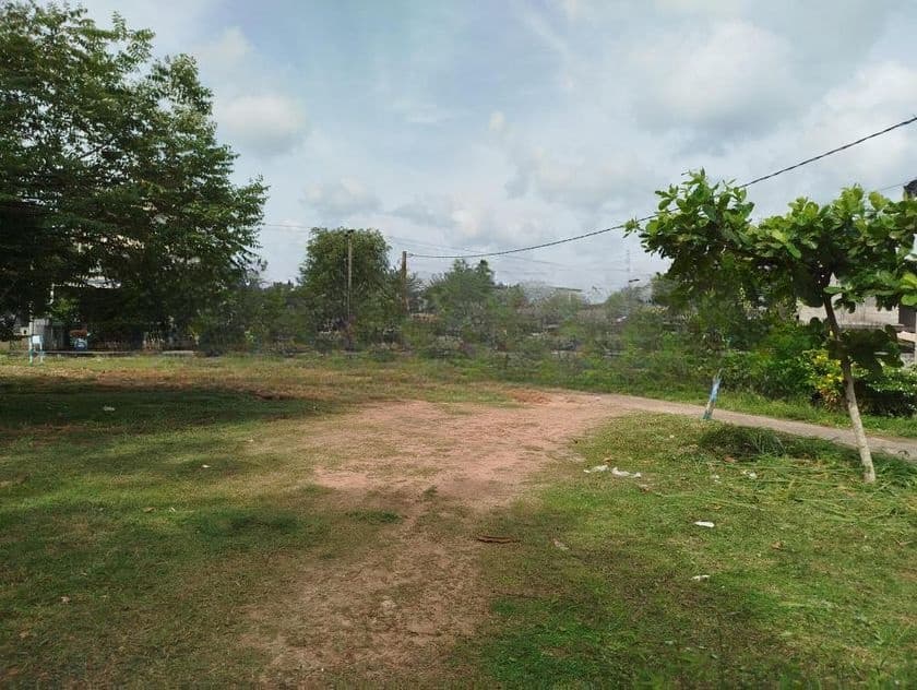 පිලියන්දල කහපොල බස් පාරෙන් බිම් කොටසක් විකිණීමට