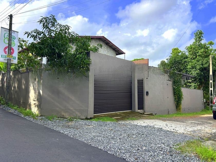 Modern Single Story House For Sale From Polgasowita Piliyandala Kesbewa