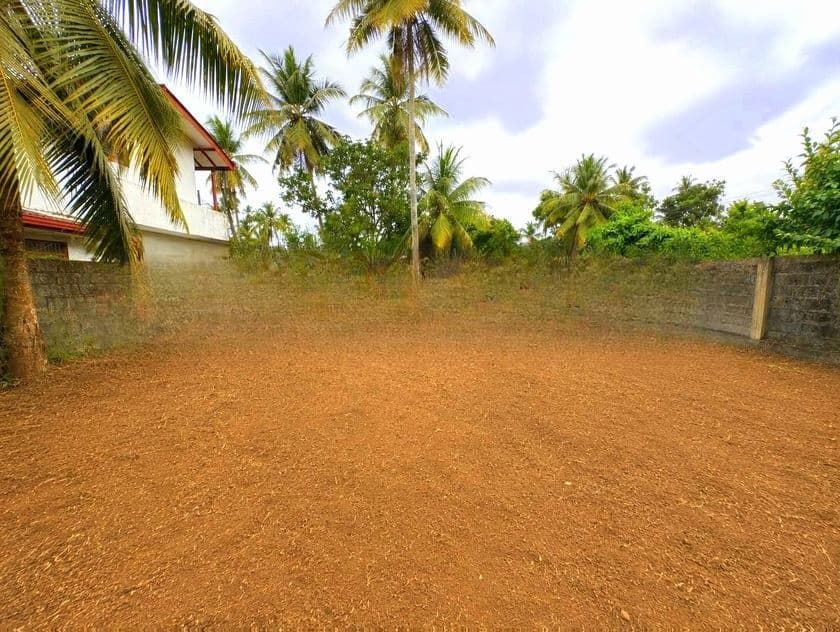 Land for Sale in Thumbowila Road Bokundara
