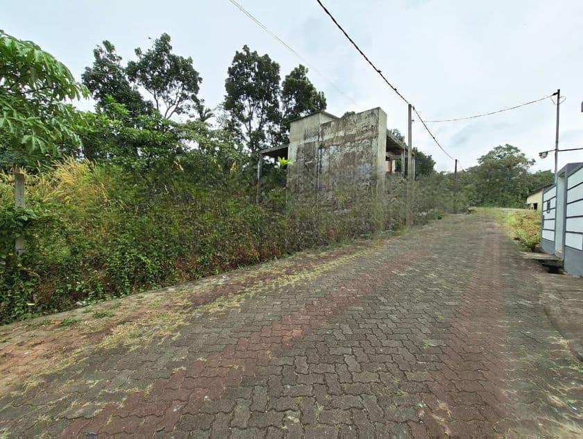අතුරුගිරියේ පිහිටි ඉඩමක් විකිණීමට ඇත (Araliya Cresent). (ID : ATHU031S)