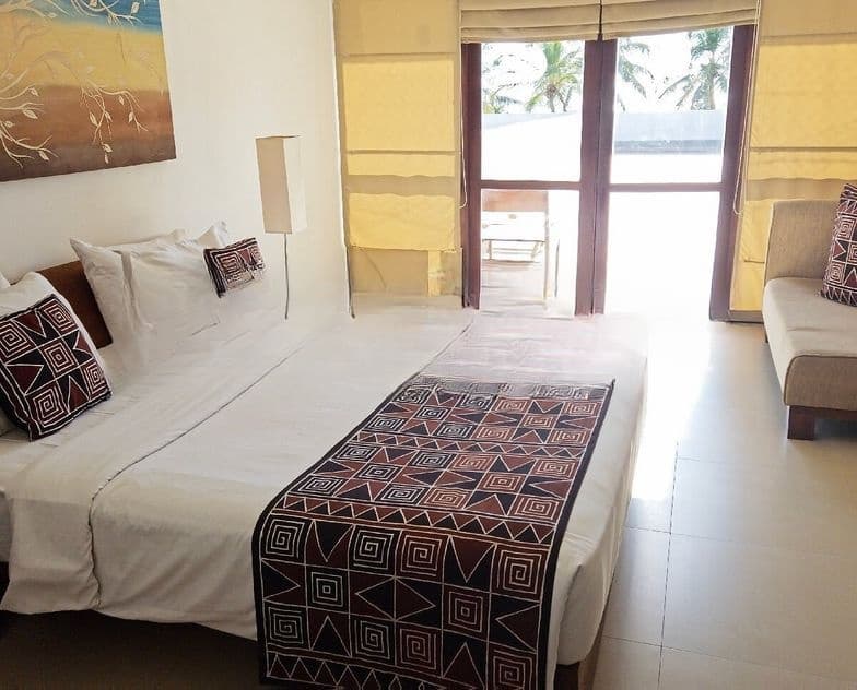 COLOMBO 06 : 10 A/C BR (20P) BRAND NEW LUXURY HOTEL FOR RENT