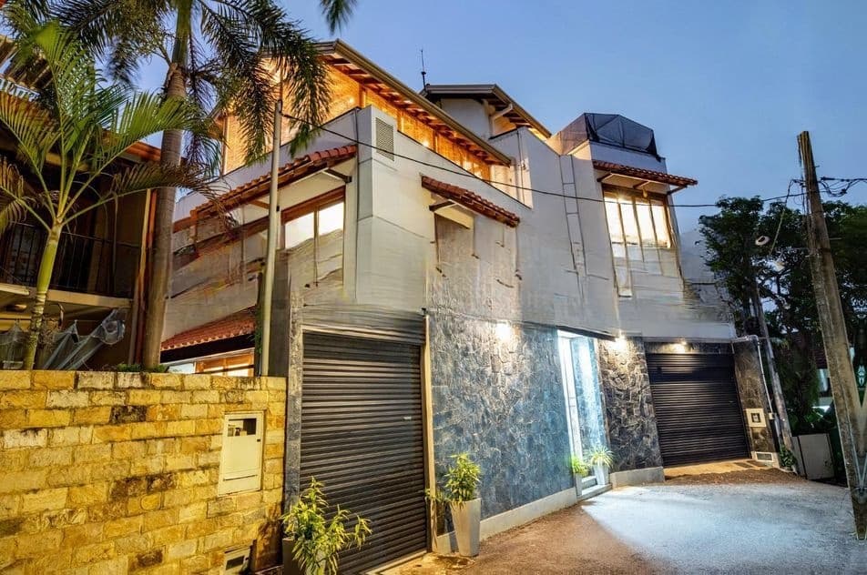 (ARNNI14) Luxurious | House for sale @ Delkanda, Nugegoda