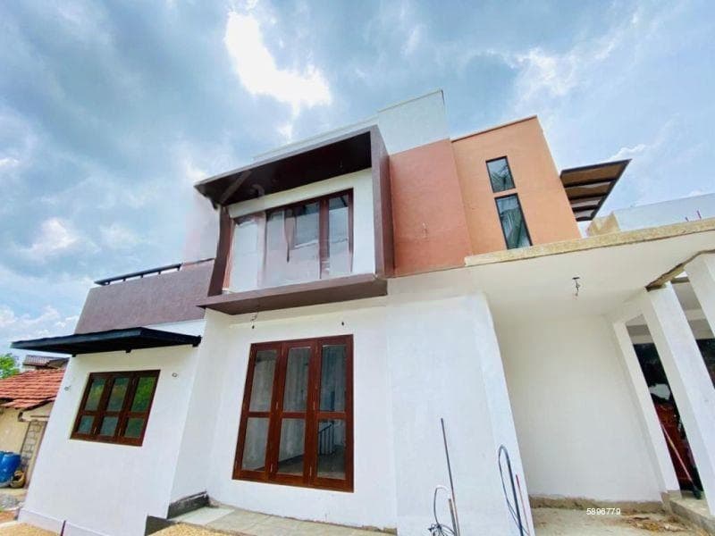 Modern Box-Type Brand New Home for Sale – Malabe