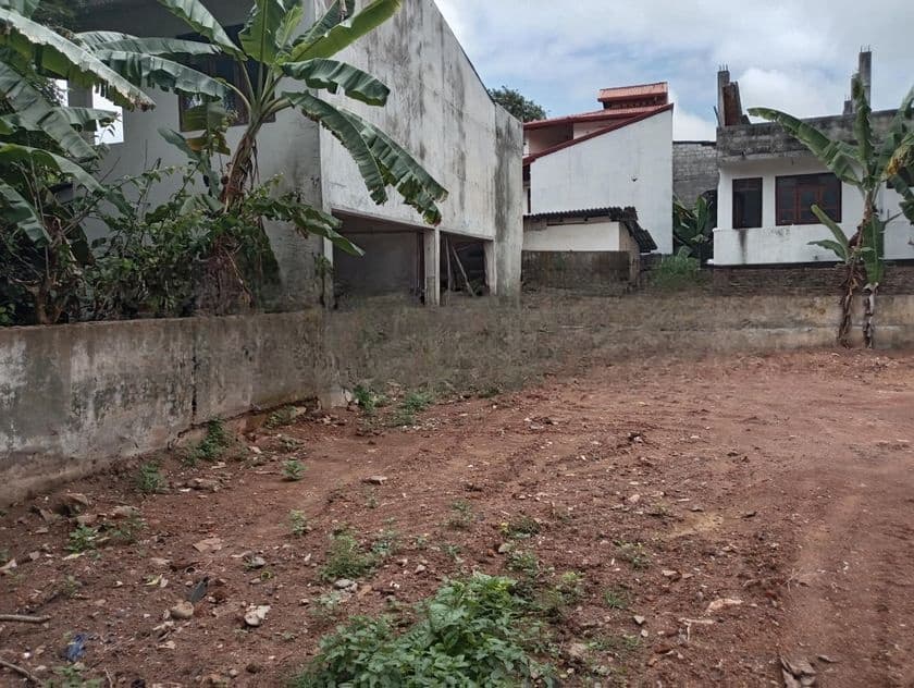 Spacious Land for Sale Maharagama City