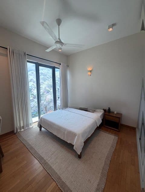 Luxury 3BR Apartment for Sale, 447 Luna Colombo 2