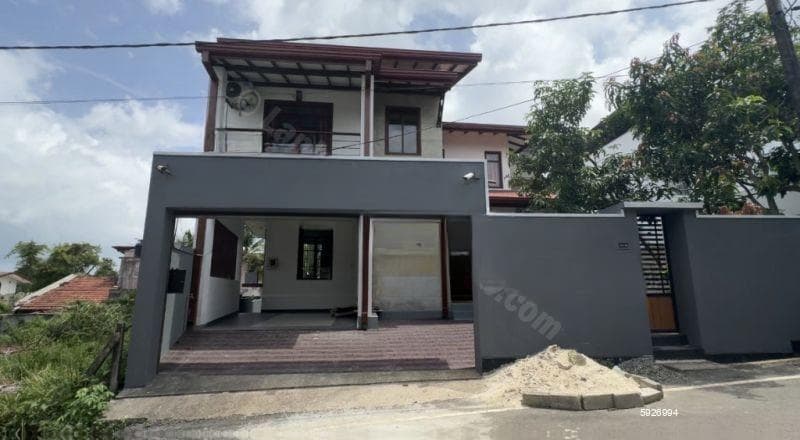 5 Bedroom house for sale in Ragama