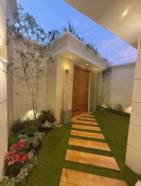 Super Luxury House for Sale in Jayanthipura, Battaramulla Ds48198