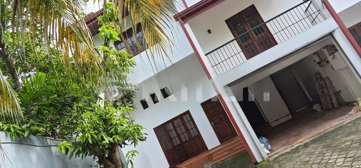 2 STORY HOUSE FOR RENT IN DEHIWALA
