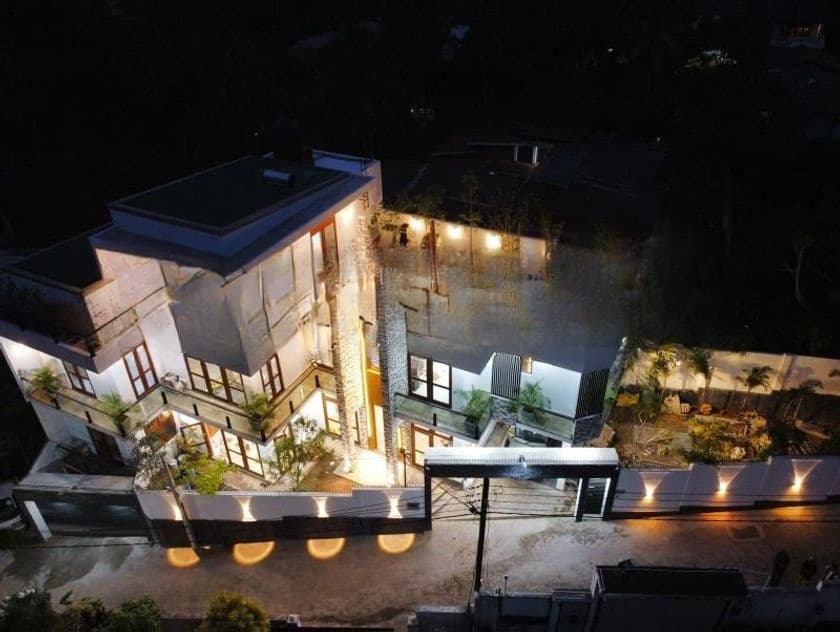 exclusive Ultra Luxury Mansion for Sale – Palawaththa, Battaramulla