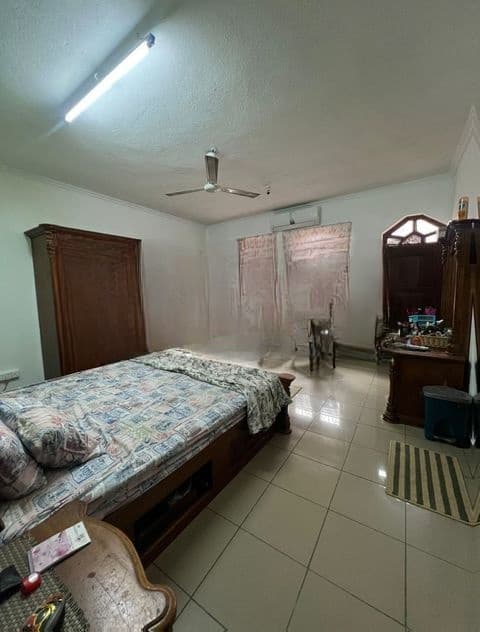 SPACIOUS 2 STORIED HOUSE FOR RENT WELLAWATTA COLOMBO 6 AB2699