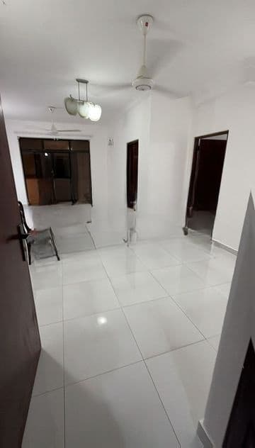 Luxurious Unfurnished Apartment Bambalapitiya Junction