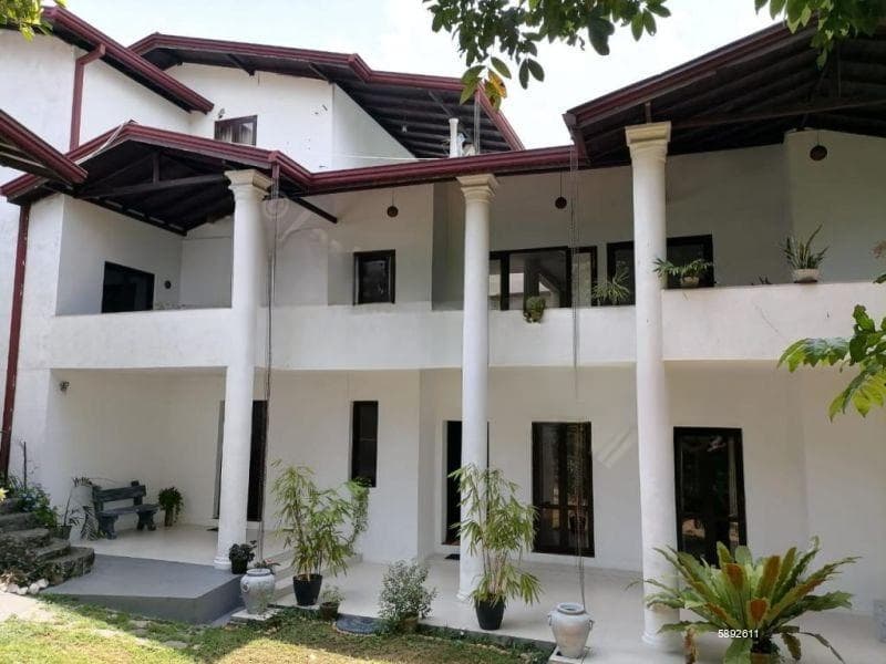 (PR1137)Three-Story House in Hokandara With Separate Studio Apartment