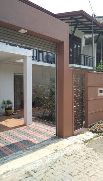 Short-Term House Rental in Kottawa