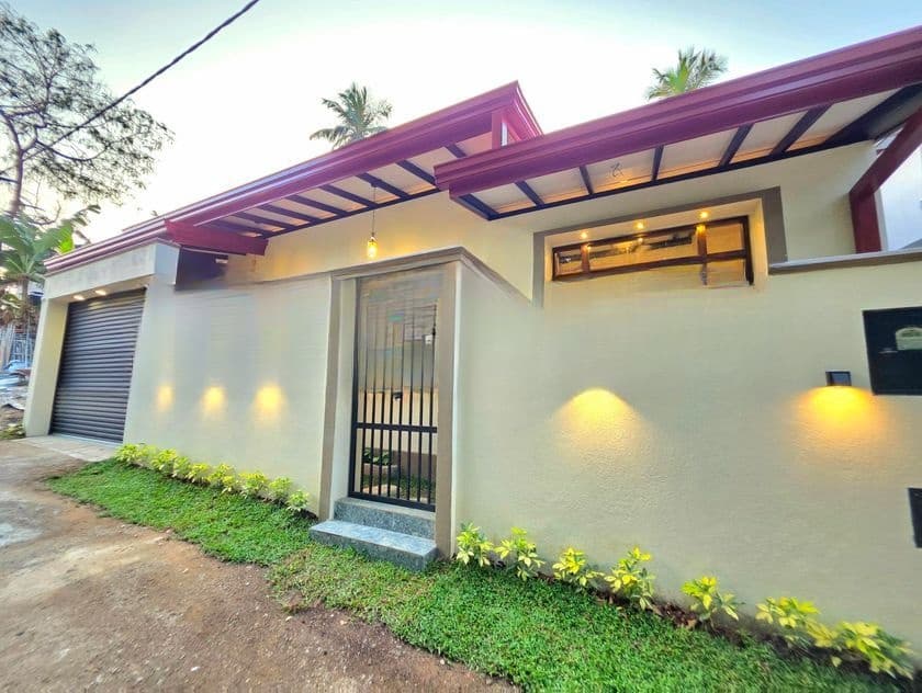 Brand New Mordern Single Storied House in Diyagama